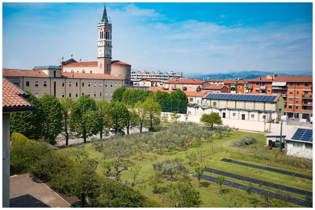 Santa Teresa House Verona